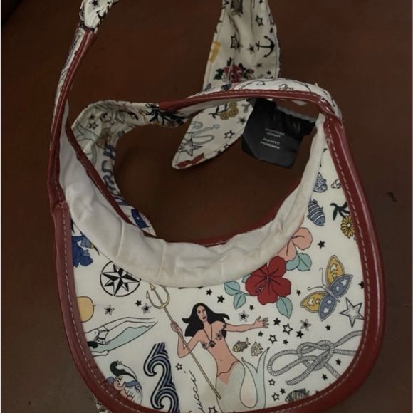 SUPER RARE GUCCI Vintage Mermaid Tattoo Stars Tie Visor!!! - Picture 14 of 16